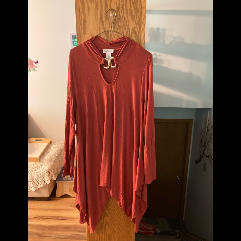 Shark Bite Hem Top
